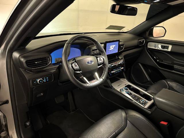 Certified 2022 Ford Explorer ST w/ Equipment Group 401A AWD/4WD image 5