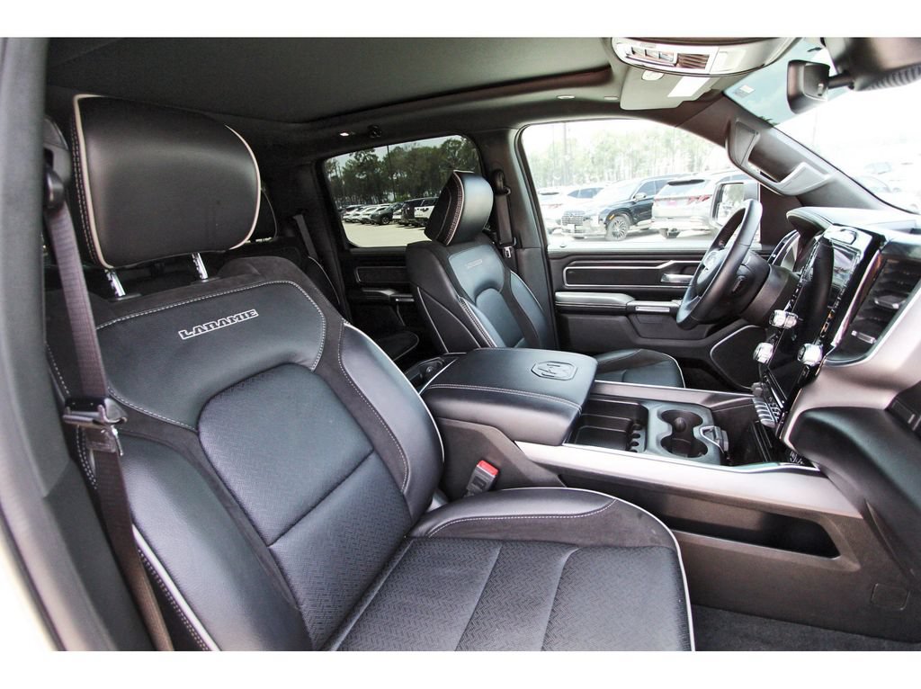Used 2023 RAM 1500 Laramie AWD/4WD image 26
