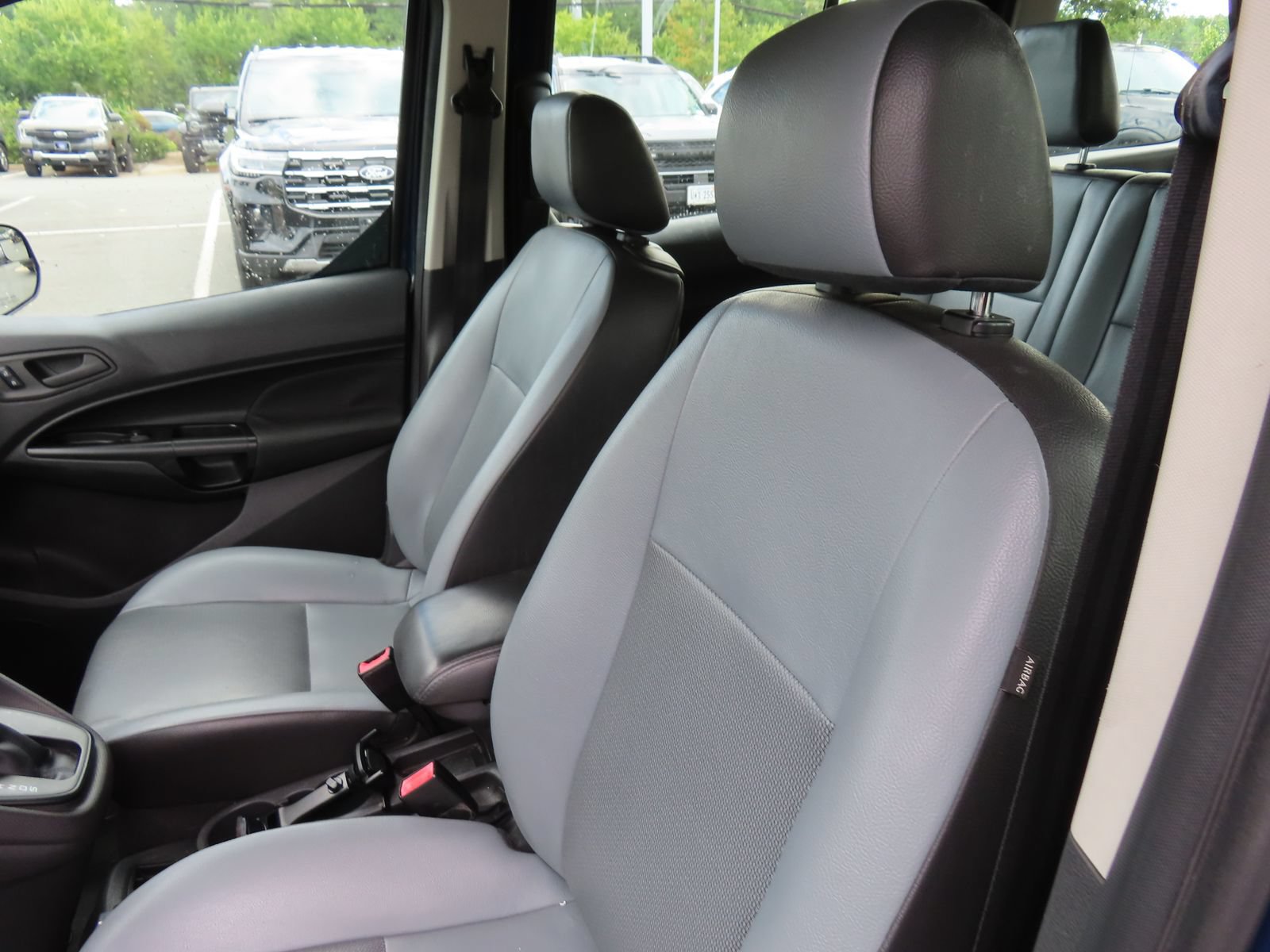 Certified 2017 Ford Transit Connect XL FWD image 24