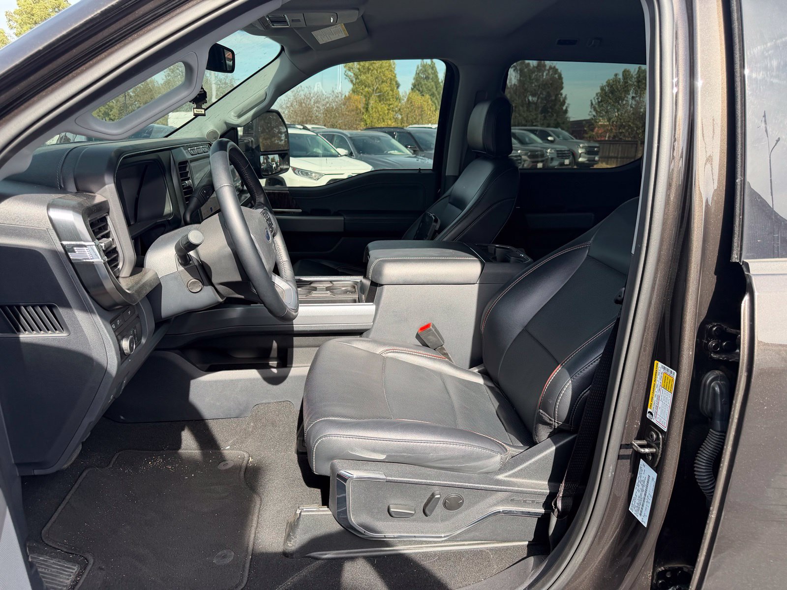 Certified 2024 Ford F250 Lariat w/ Black Appearance Package AWD/4WD image 10