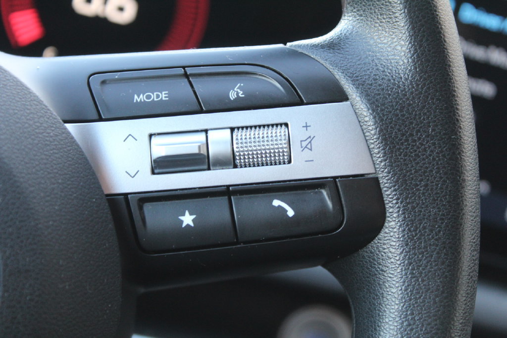 Used 2025 Hyundai Tucson SEL FWD image 23