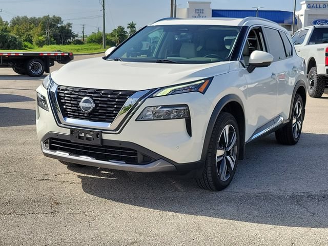 Used 2023 Nissan Rogue SL w/ SL Premium Package AWD/4WD image 3