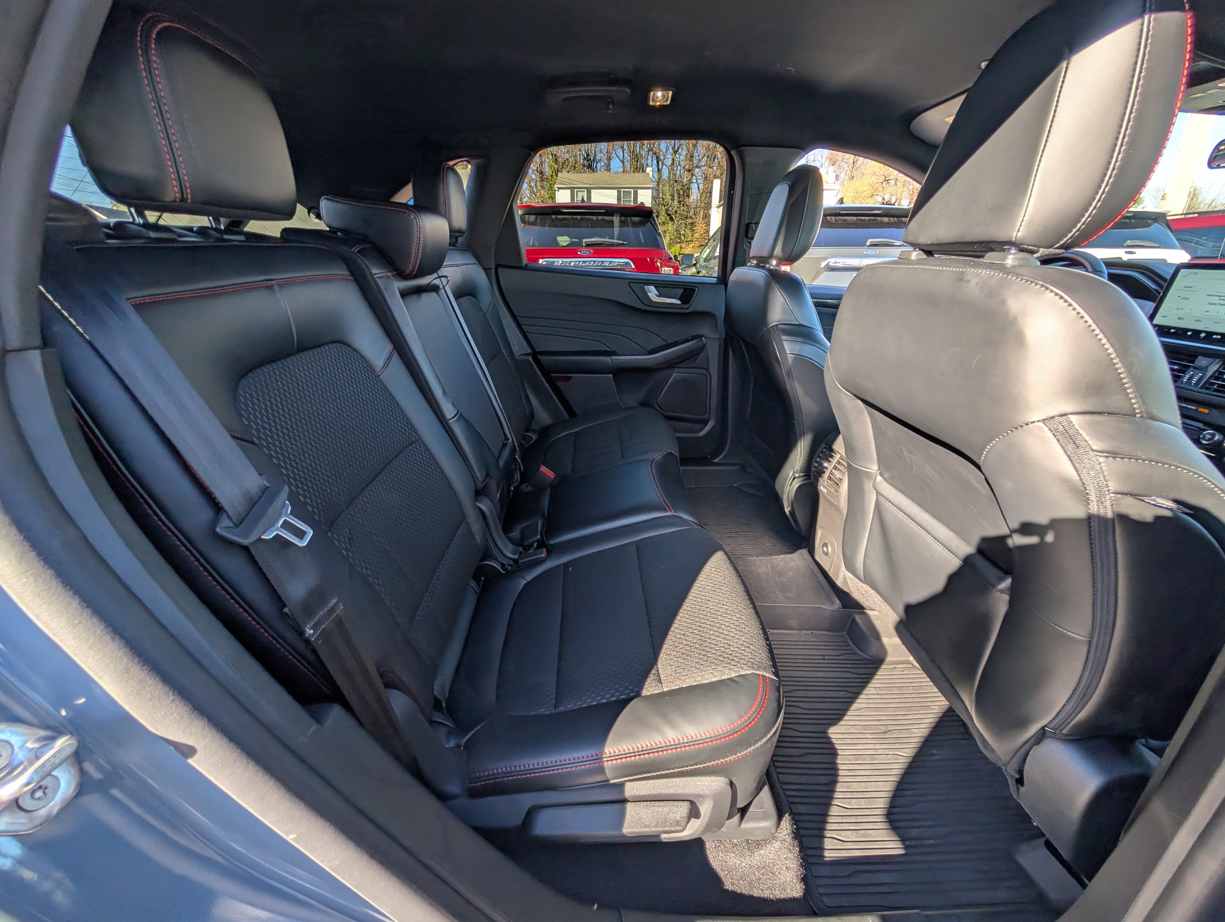 Certified 2025 Ford Escape ST-Line Elite w/ Tech Pack #1 image 13