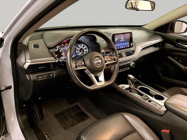 Used 2023 Nissan Altima 2.5 SR AWD/4WD image 12
