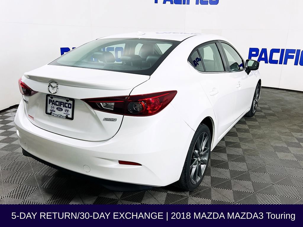 Used 2018 MAZDA MAZDA3 Touring image 3