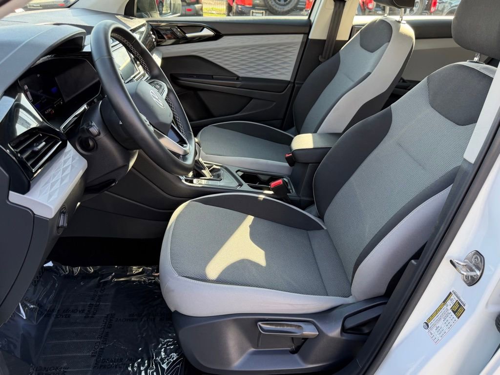 Used 2023 Volkswagen Taos S image 17