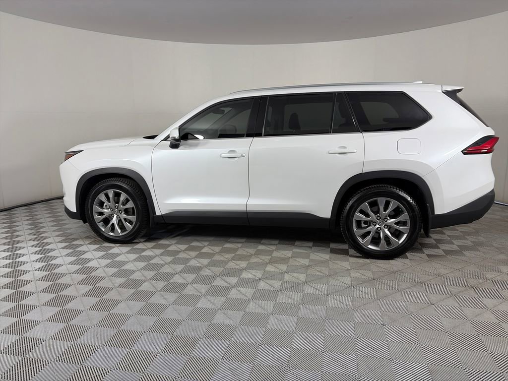 Used 2024 Toyota Grand Highlander AWD image 4