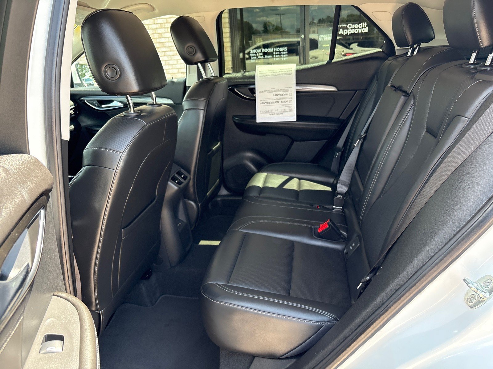 Used 2024 Buick Envision Preferred AWD/4WD image 4