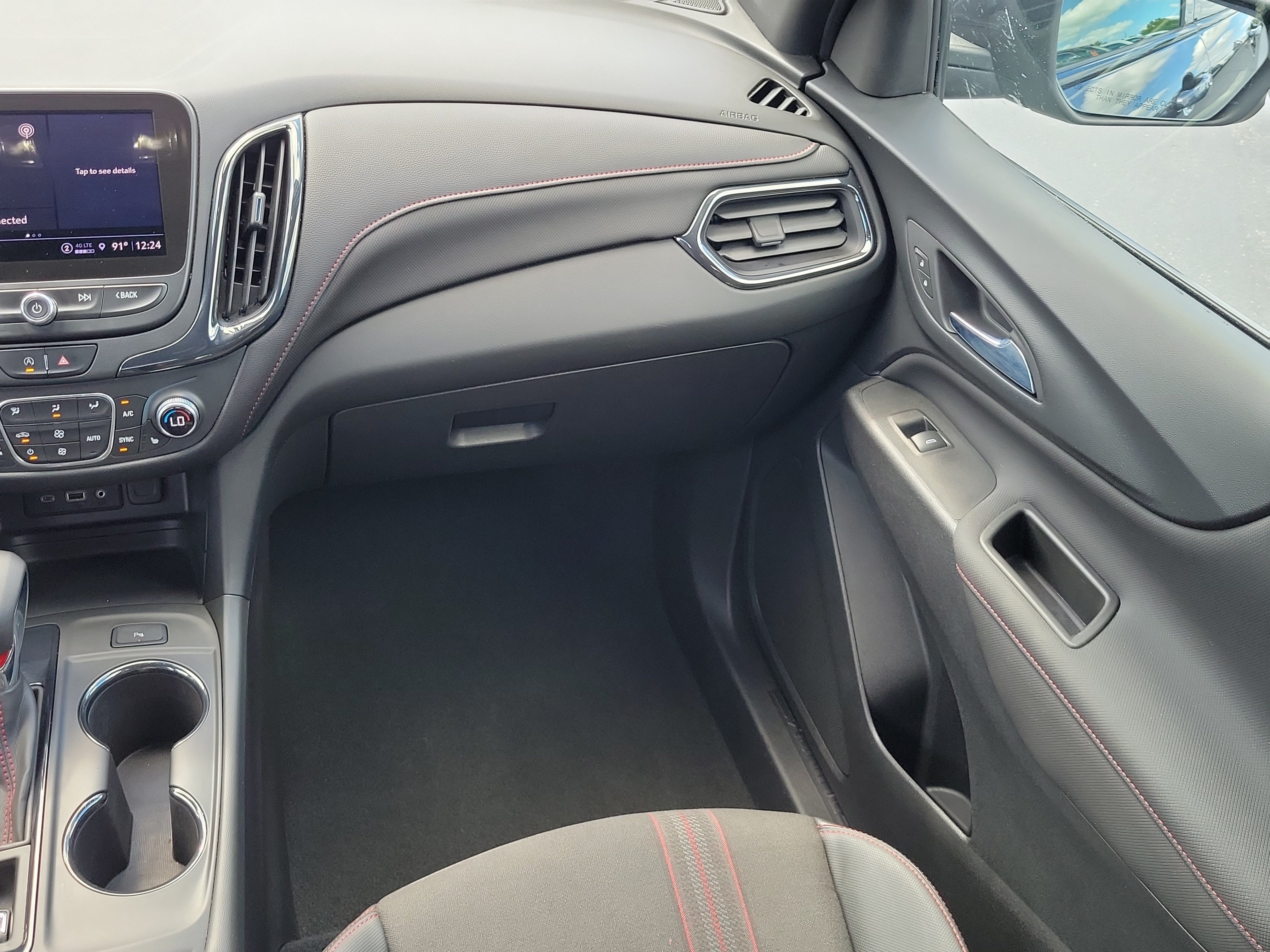 Used 2022 Chevrolet Equinox RS w/ Infotainment Package FWD image 17