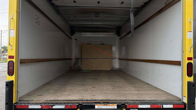 Certified 2022 Ford E-350 and Econoline 350 Super Duty w/ Power Windows & Locks Group RWD image 27