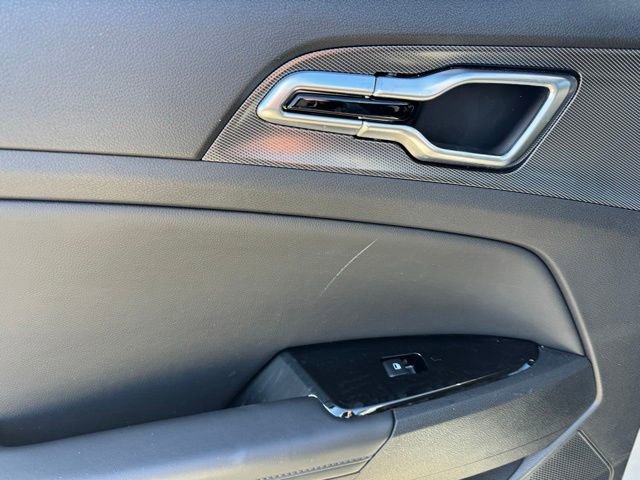 Used 2024 Kia Sportage SX image 16