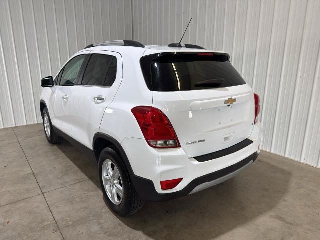 Used 2020 Chevrolet Trax LT w/ LT Convenience Package AWD/4WD image 14