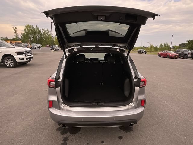 Certified 2024 Ford Escape ST-Line w/ Tech Pack #1 AWD/4WD image 24