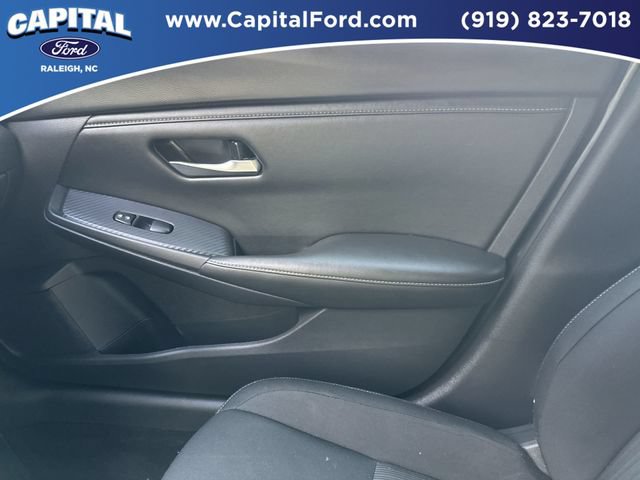Used 2025 Nissan Sentra SV FWD image 28