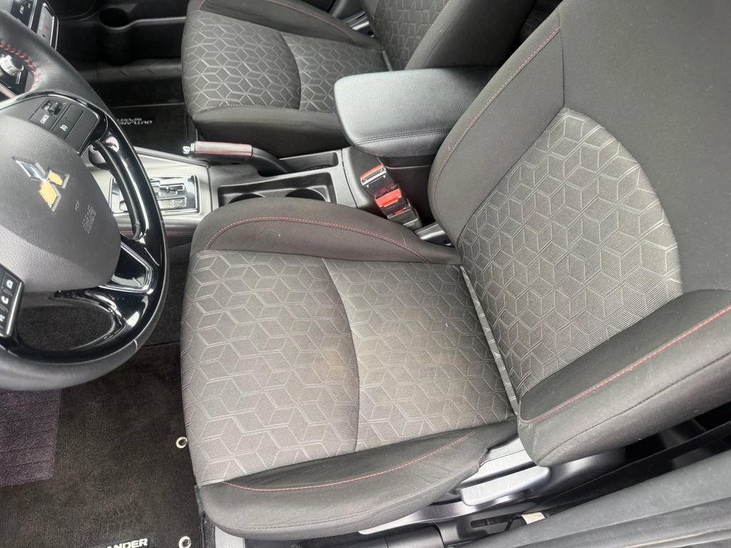 Used 2021 Mitsubishi Outlander Sport LE AWD/4WD image 17