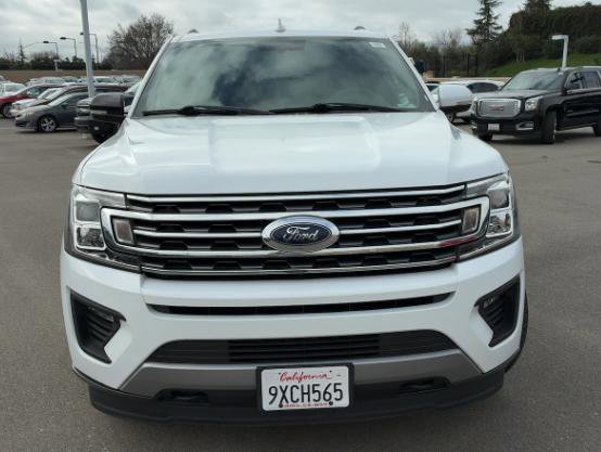 Certified 2019 Ford Expedition XLT w/ Equipment Group 202A image 8