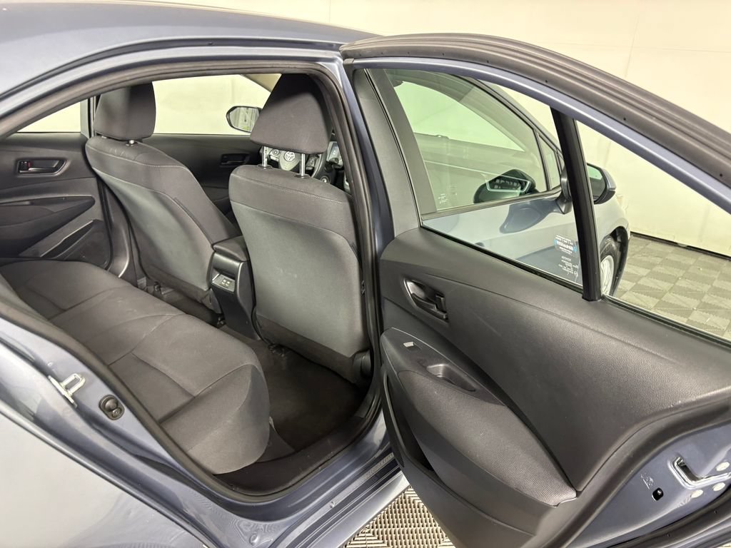 Used 2023 Toyota Corolla LE FWD image 29