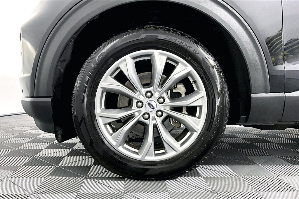 Certified 2023 Ford Explorer Limited AWD/4WD image 8
