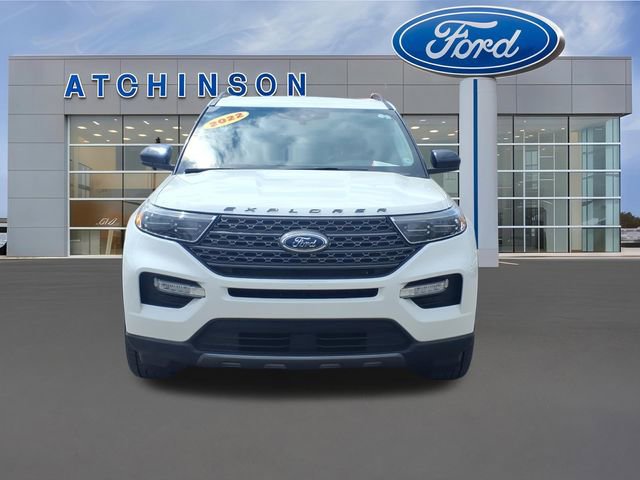 Certified 2022 Ford Explorer XLT w/ Equipment Group 202A AWD/4WD image 3