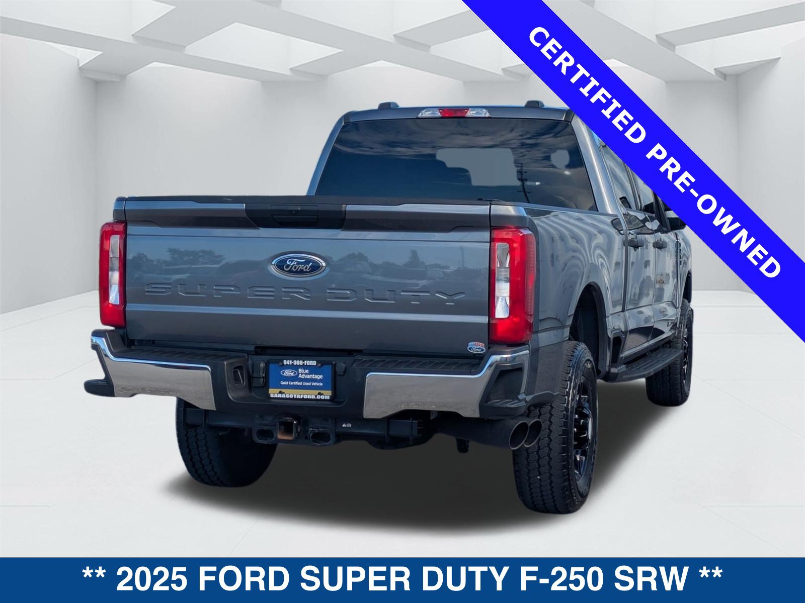 Certified 2025 Ford F250 XLT w/ FX4 Off-Road Package AWD/4WD image 5