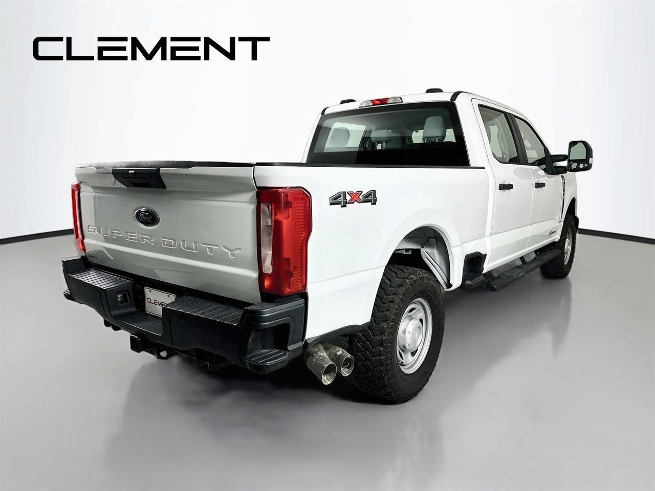 Certified 2024 Ford F250 XL w/ XL Off-Road Package AWD/4WD image 7