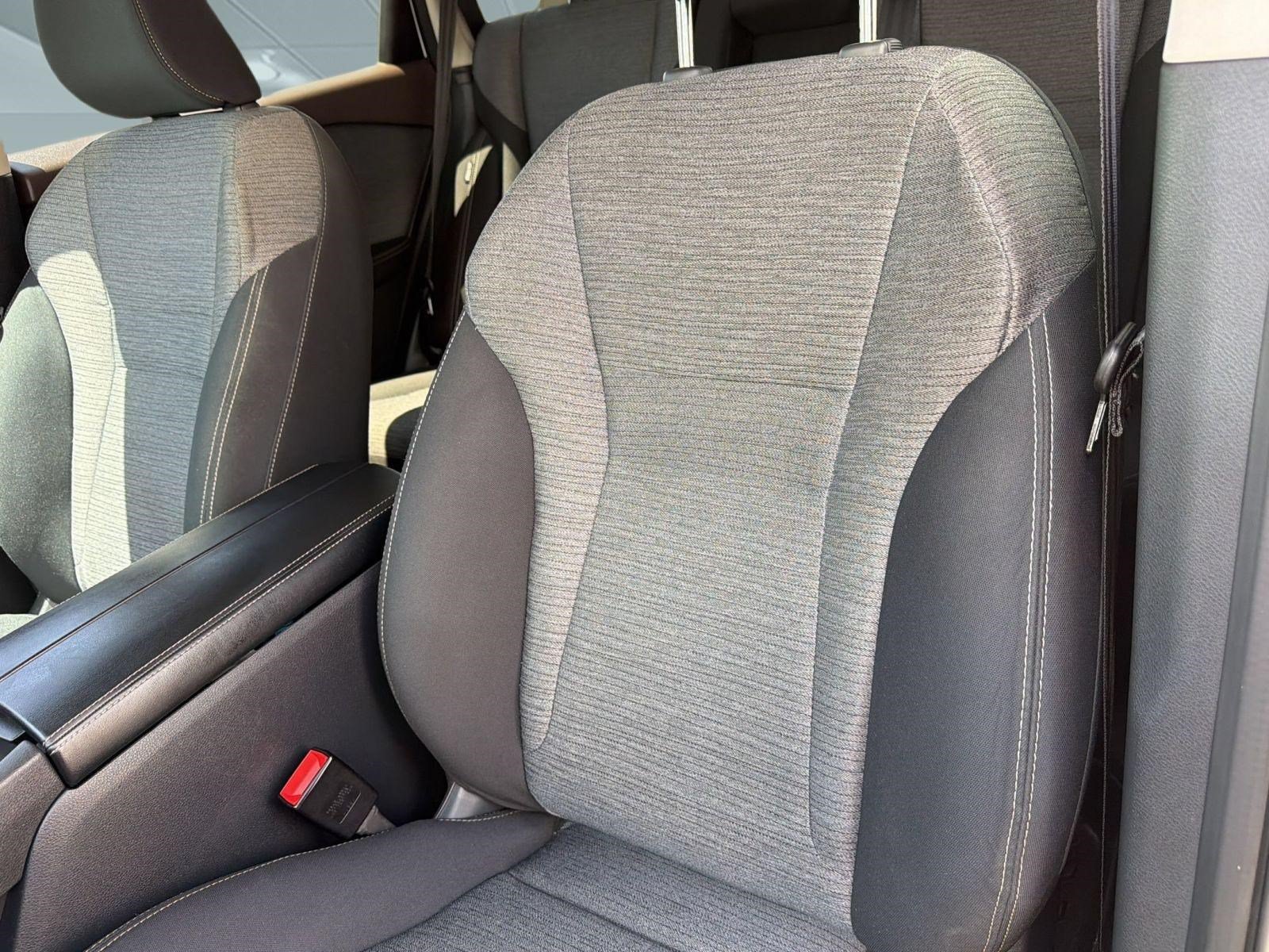Used 2023 Nissan Rogue SV FWD image 26