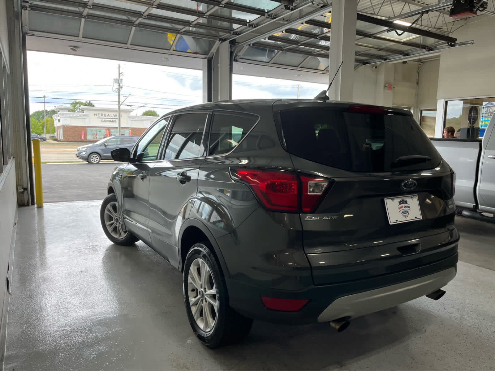 Certified 2019 Ford Escape SE AWD/4WD image 6