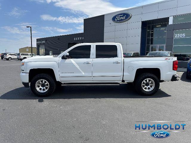 Used 2017 Chevrolet Silverado 1500 LTZ Z71 w/ LTZ Plus Package AWD/4WD image 8