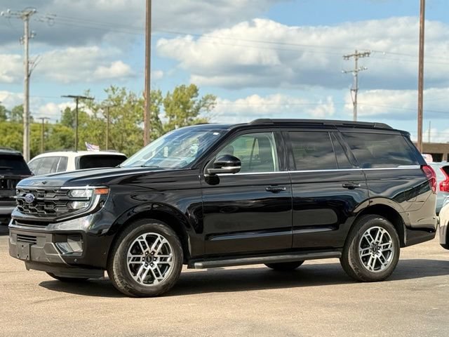 Certified 2025 Ford Expedition Active AWD/4WD image 50