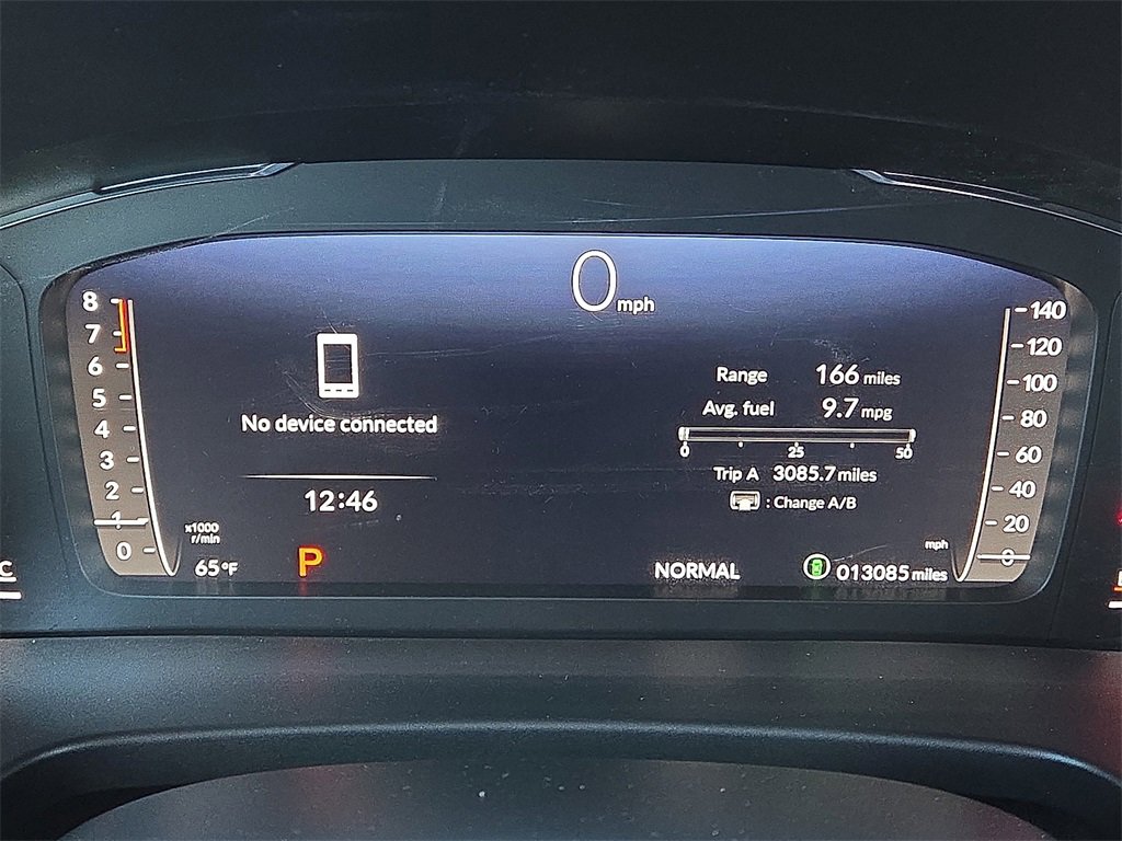 Used 2025 Honda Pilot Elite image 26