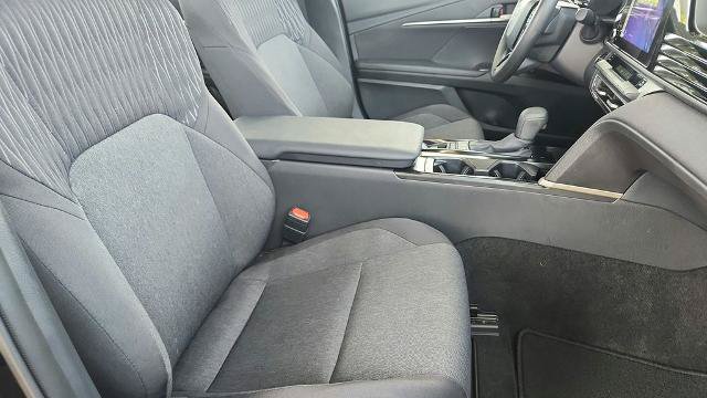 Used 2026 Toyota Camry LE FWD image 30