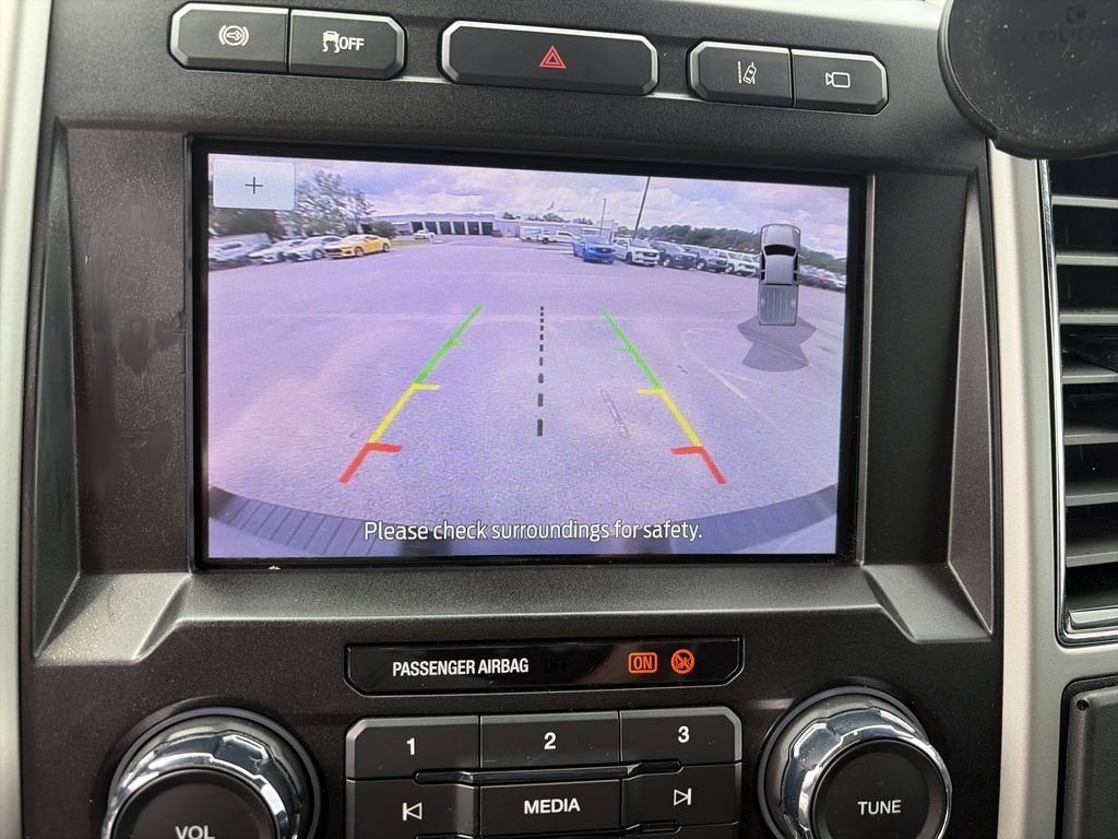 Certified 2020 Ford F350 Lariat w/ Lariat Value Package AWD/4WD image 24