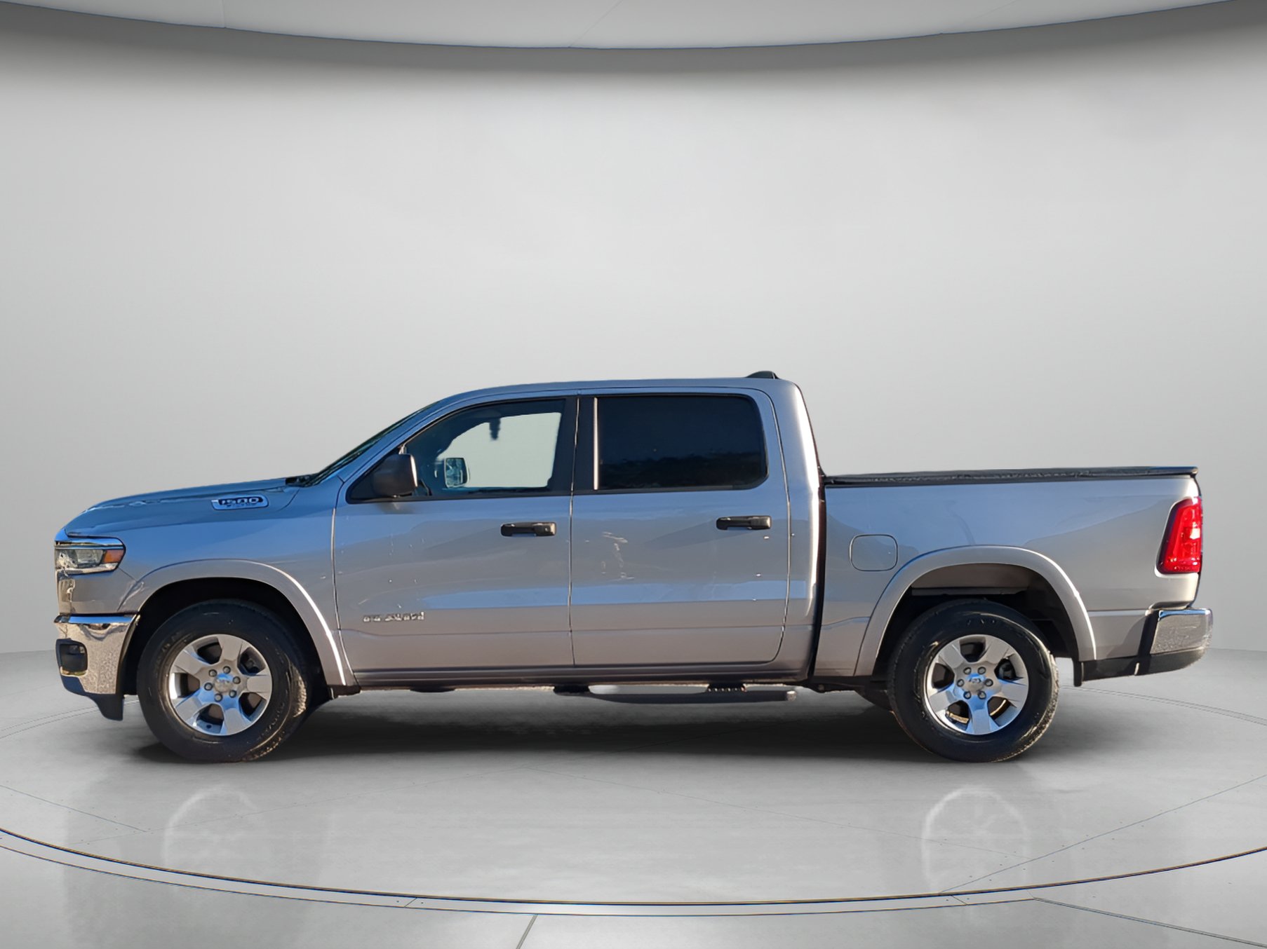 Used 2025 RAM 1500 Big Horn RWD image 43