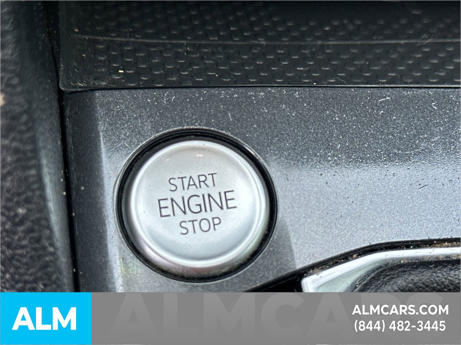 Used 2022 Volkswagen Tiguan SE FWD image 38
