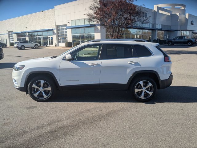 Used 2021 Jeep Cherokee Limited w/ Elite Package image 2