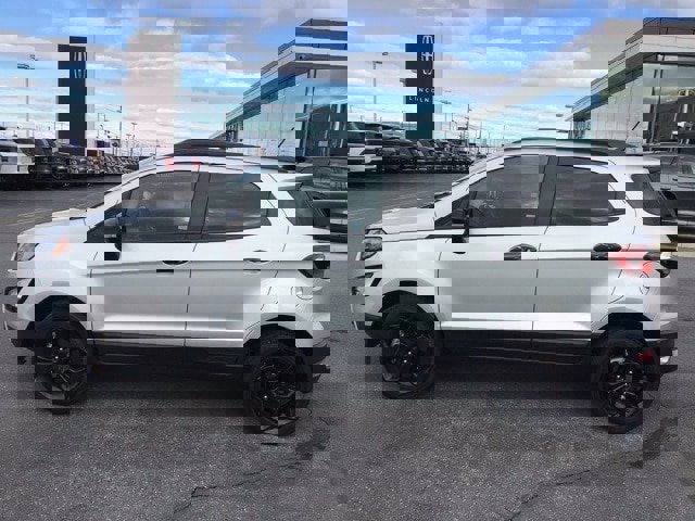 Certified 2022 Ford EcoSport SES w/ Interior Protection Package image 2