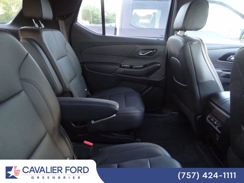 Used 2023 Chevrolet Traverse RS AWD/4WD image 11