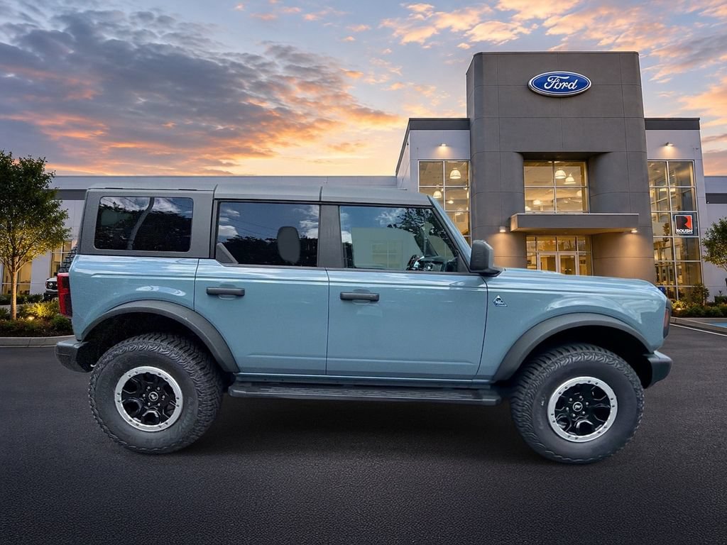 Certified 2023 Ford Bronco Black Diamond w/ Sasquatch Package AWD/4WD image 10