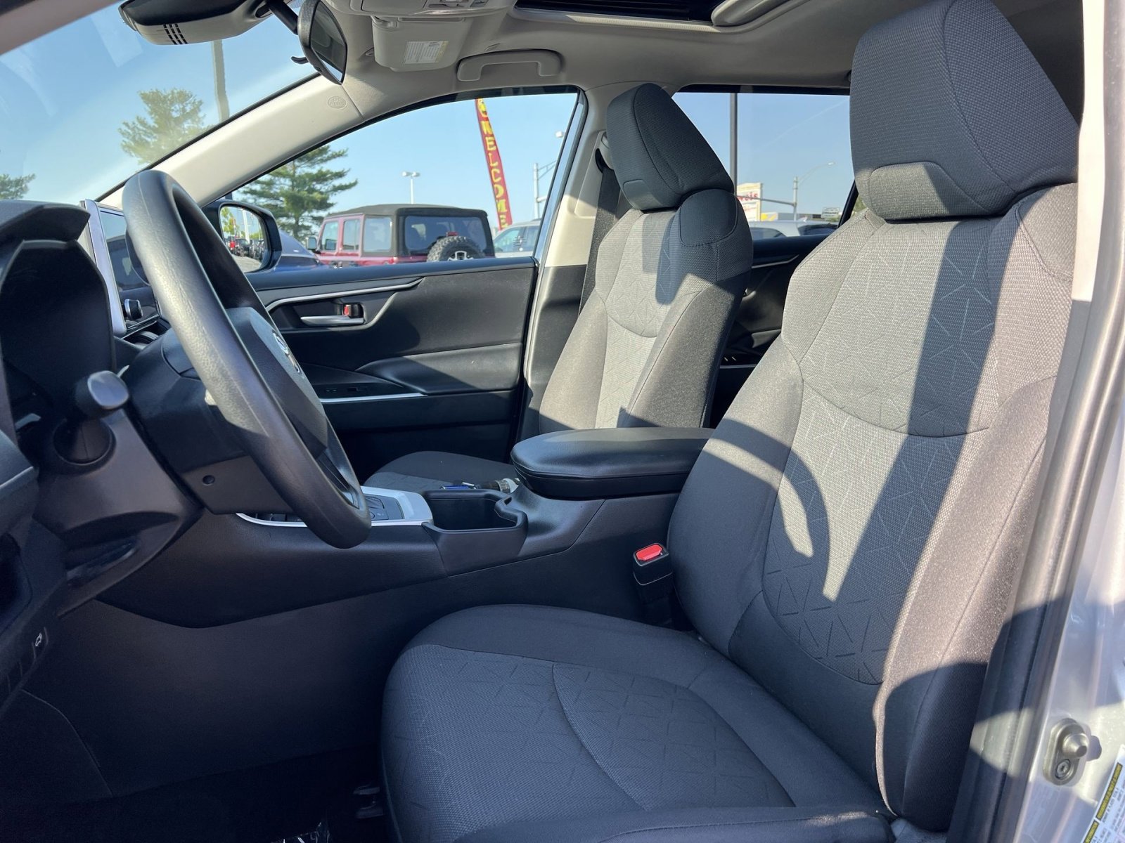 Used 2024 Toyota RAV4 XLE w/ Convenience Package AWD/4WD image 21