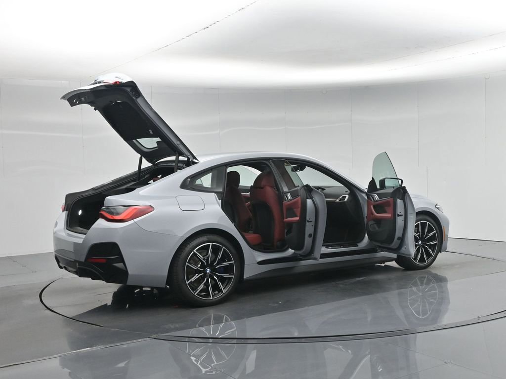 Used 2025 BMW i4 eDrive40 w/ M Sport Package image 12