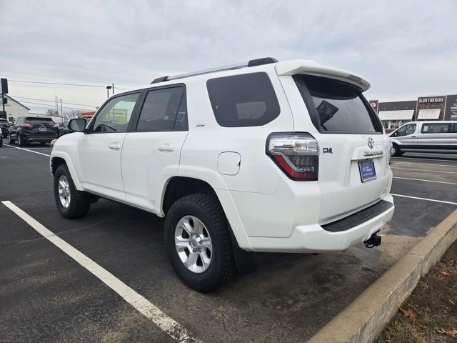 Used 2024 Toyota 4Runner SR5 image 3