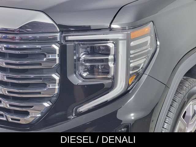 Used 2023 GMC Sierra 1500 Denali w/ Denali Reserve Package AWD/4WD image 9