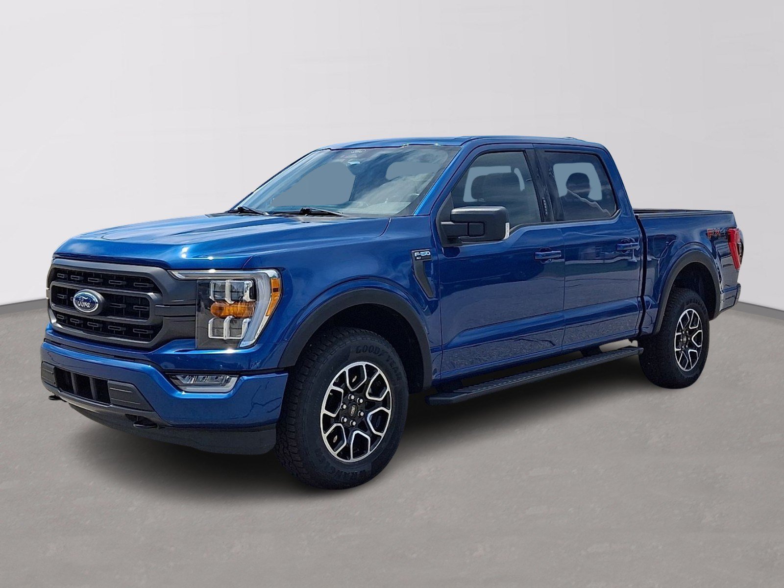 Certified 2022 Ford F150 XLT w/ Equipment Group 302A High AWD/4WD image 3
