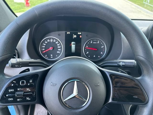 Used 2024 Mercedes-Benz Sprinter 2500 image 22