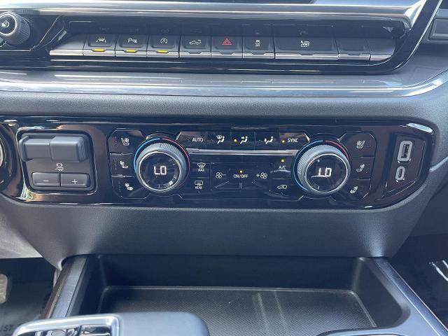 Used 2024 Chevrolet Silverado 1500 High Country w/ Technology Package image 29