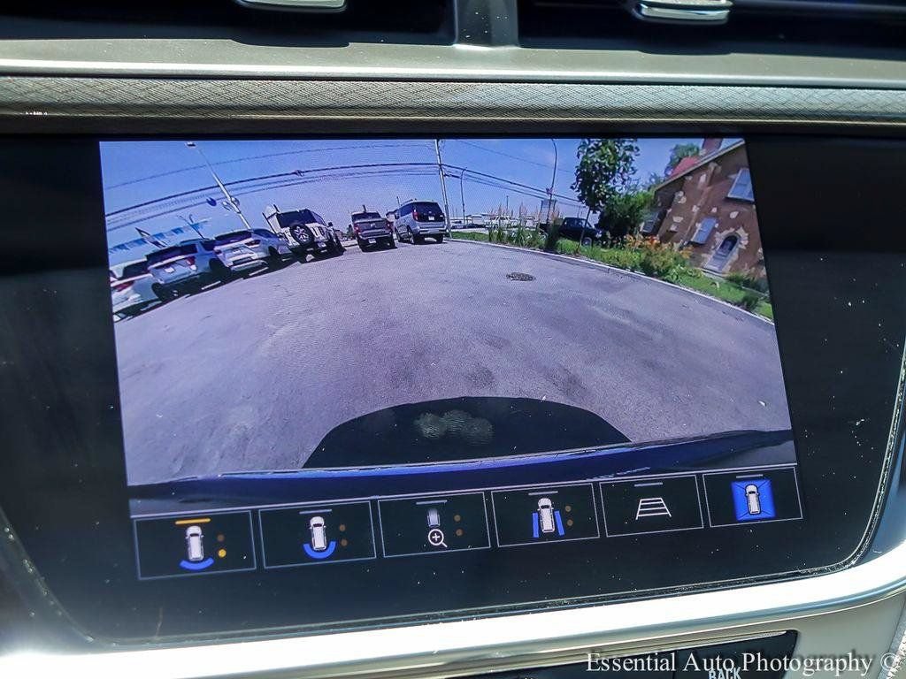 Used 2021 Buick Encore GX Essence w/ Advanced Technology Package AWD/4WD image 17