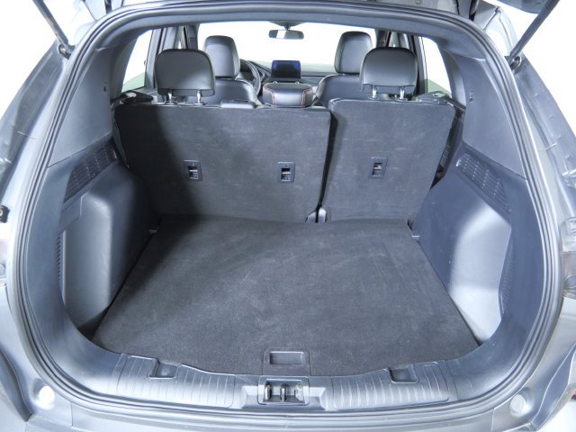 Certified 2025 Ford Escape ST-Line AWD/4WD image 9