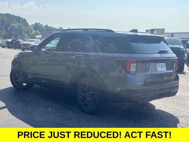 Certified 2025 Ford Explorer ST AWD/4WD image 6