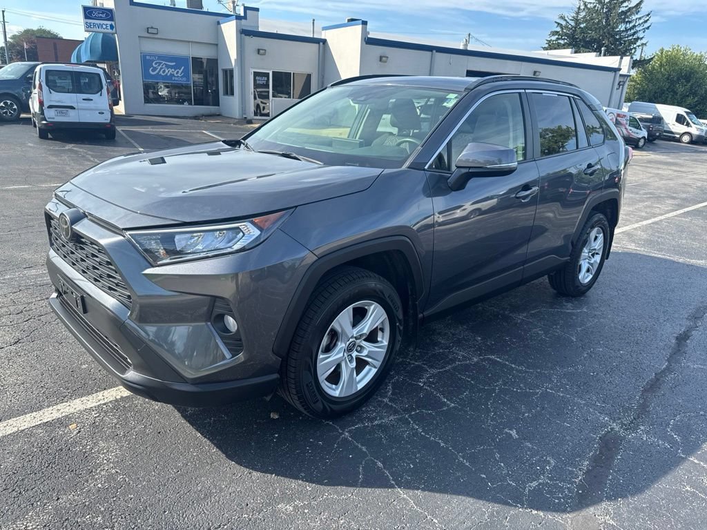 Used 2020 Toyota RAV4 XLE w/ Convenience Package AWD/4WD image 14