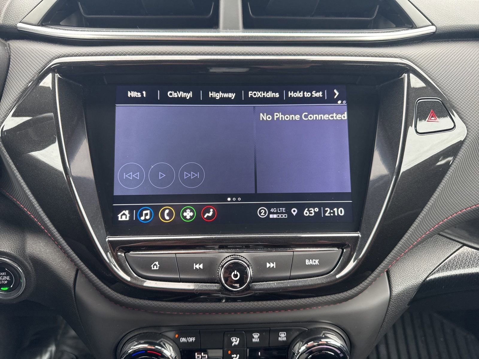 Used 2022 Chevrolet TrailBlazer RS w/ Technology Package image 23